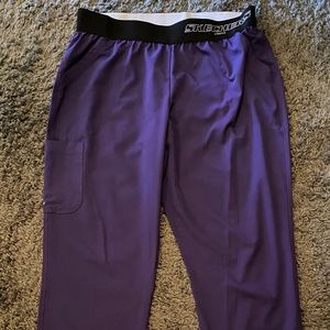Skecher’s Scrub Pant
